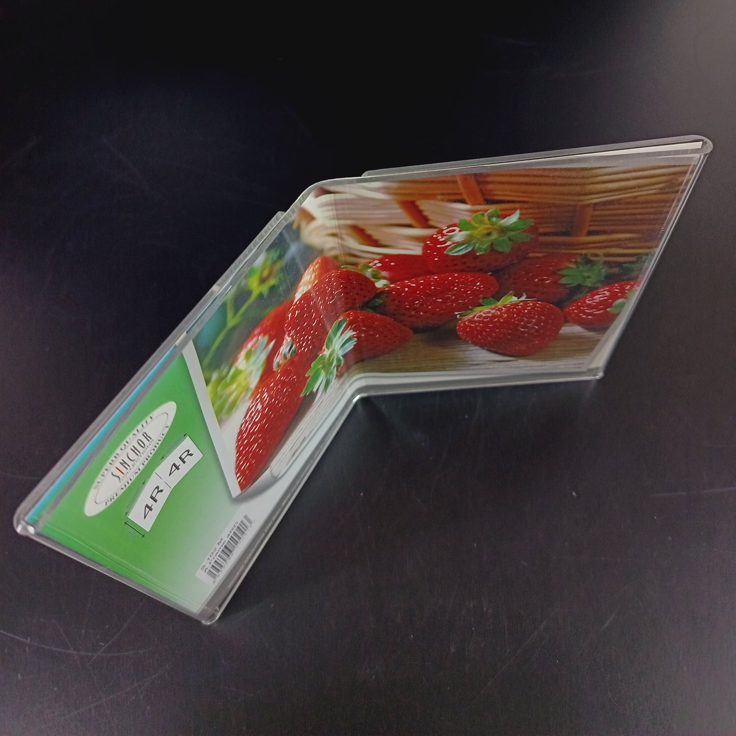 Acrylic Frame -4RD
